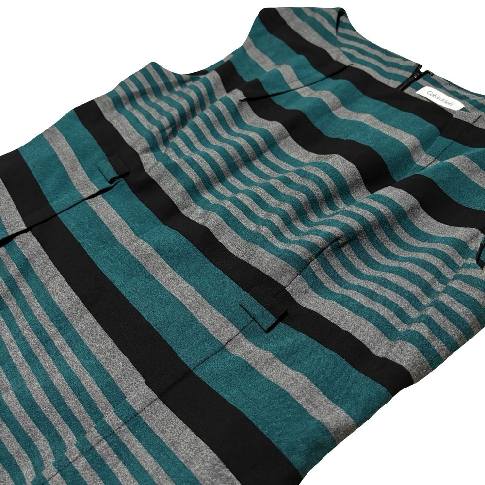 Calvin Klein Women's Striped Lined Sleeveless Sheath Dress Size 10 - 20x39 - Picture 4 of 7